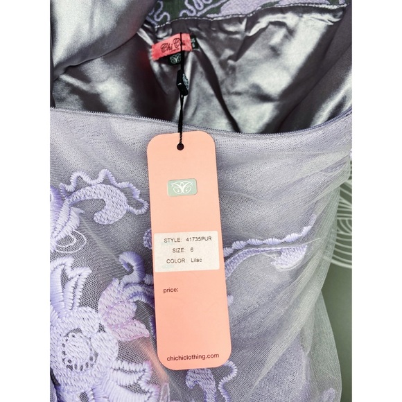 ModCloth ChiChi London Lilac Lace Dress Sz 6 - Picture 10 of 12